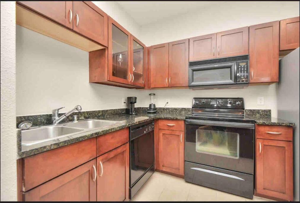Luxury 1Bedroom/Pool View/ Galleria W/Study Desk ヒューストン エクステリア 写真